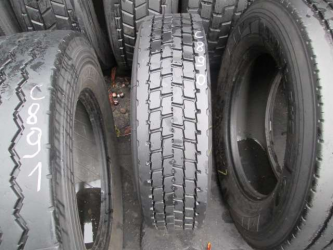 Opona używana 205/75R17.5 Michelin BIEZNIKOWANA