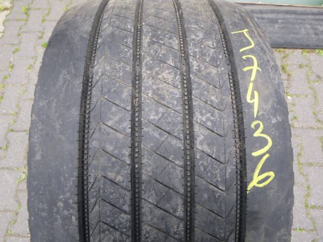 Opona używana 445/45R19,5 Evergreen ETL25