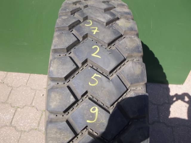 Opona używana 315/80R22,5 DYNAMO MD089