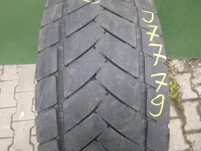 Opona używana 265/70R17,5 Goodyear KMAX D