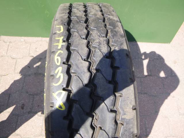 Opona używana 295/80R22,5 Continental BIEŻNIKOWANA