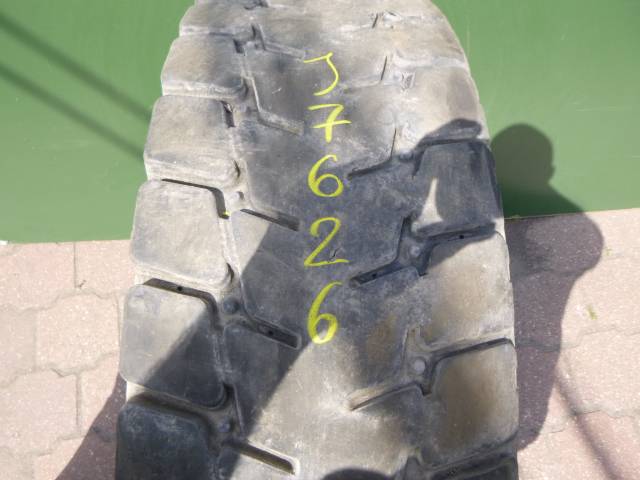 Opona używana 315/80R22,5 Pirelli TG01