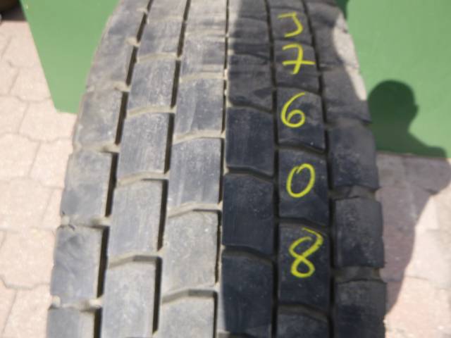 Opona używana 315/80R22,5 Continental HDR2