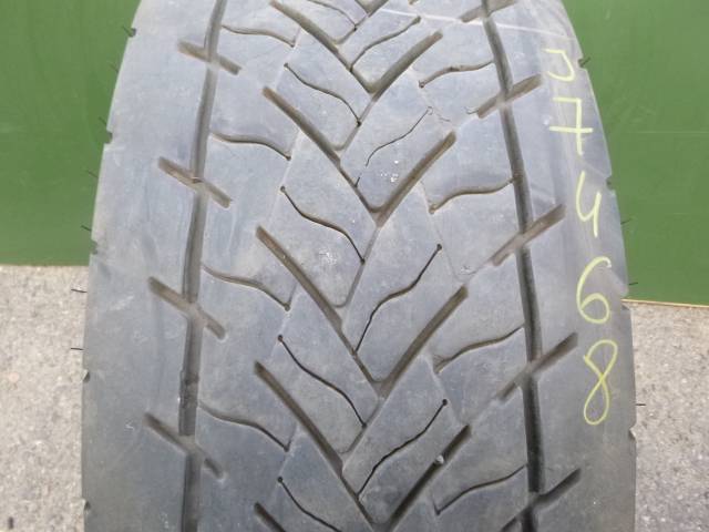 Opona używana 295/60R22,5 Goodyear KMAX D