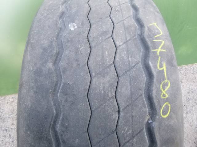 Opona używana 385/55R22,5 Continental BRIDGESTONE R-TRAILER 002