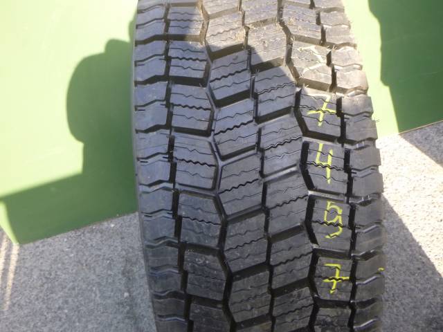 Opona używana 315/60R22,5 Falken MICHELIN XW4S