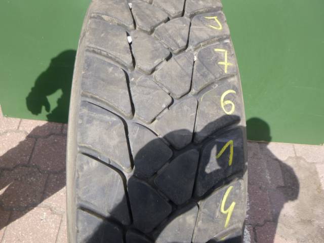Opona używana 315/80R22,5 LEAO MICHELIN XDY3