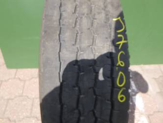 Opona używana 295/80R22,5 Dunlop SP362
