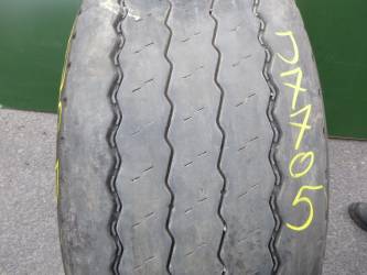 Opona używana 385/55R22,5 Pirelli ST01