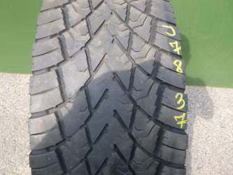 Opona używana 295/60R22,5 Goodyear ULTRA GRIP MAX D