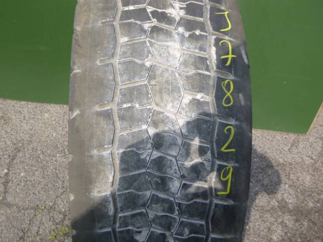 Opona używana 315/80R22,5 Bridgestone R-DRIVE 002