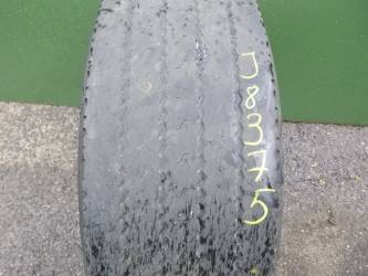 Opona używana 285/70R19,5 BENCHMARK F820