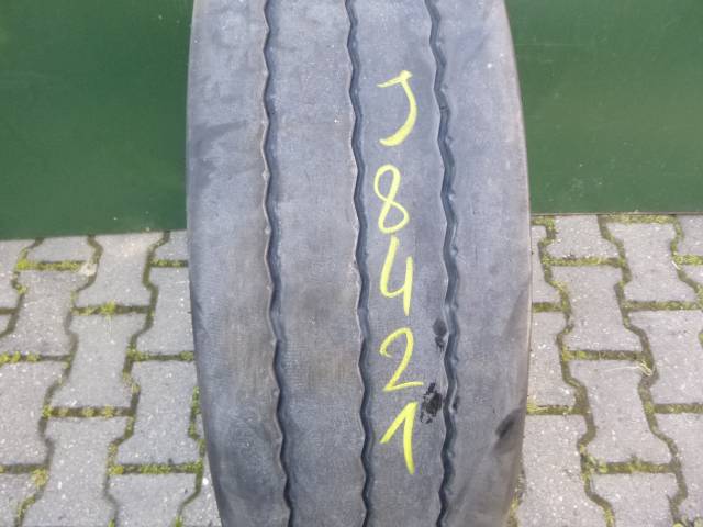 Opona używana 235/75R17,5 Continental HTR2