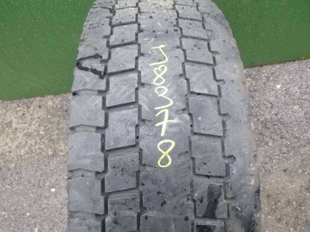 Opona używana 265/70R19,5 Pirelli TR01