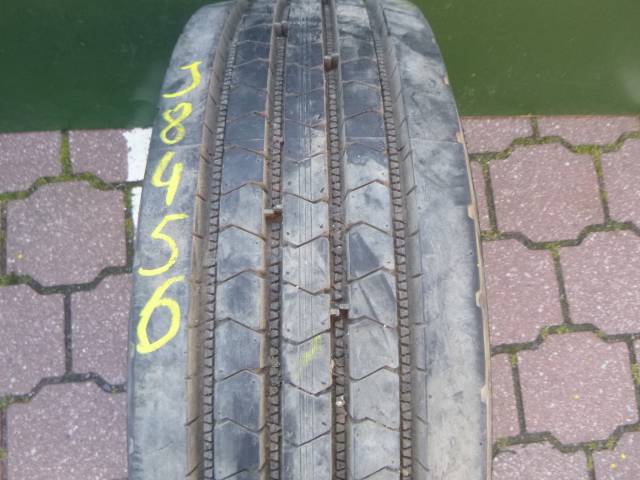 Opona używana 205/65R17,5 Bridgestone R166