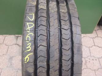 Opona używana 295/80R22,5 Bridgestone BIEŻNIKOWANA