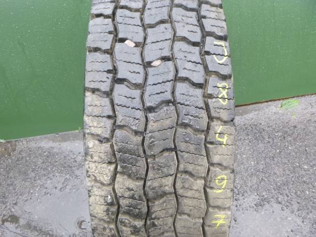 Opona używana 315/70R22,5 Michelin BIEŻNIKOWANA