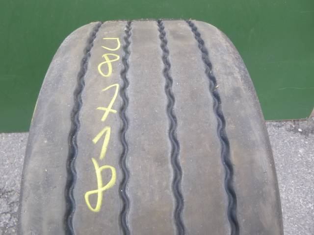 Opona używana 385/55R19,5 Michelin BIEŻNIKOWANA
