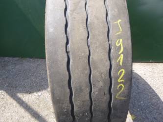Opona używana 235/75R17,5 Goodyear KMAX T