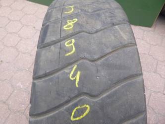 Opona używana 315/80R22,5 Uniroyal DM40