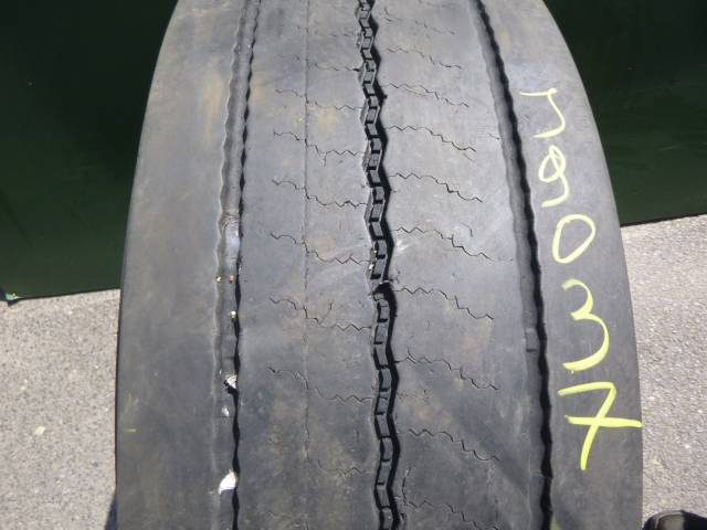 Opona używana 385/65R22,5 Bridgestone R-STEER 002