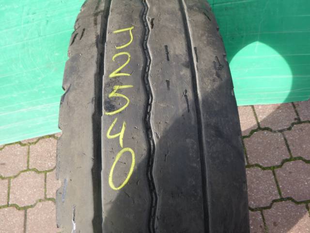 Opona używana 13R22,5 Goodyear OMNITRAC S