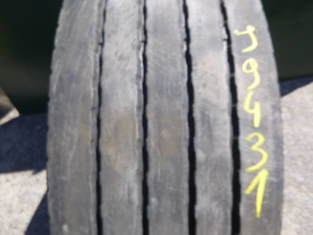Opona używana 385/65R22,5 Kumho KLS03