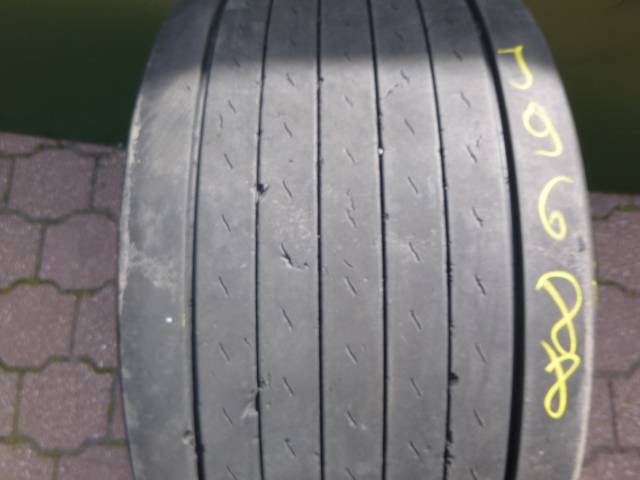 Opona używana 445/45R19,5 Hankook TL20