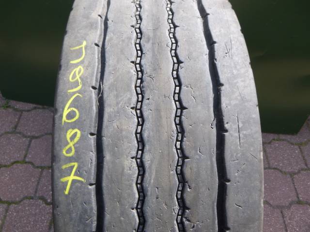Opona używana 385/65R22,5 Bridgestone M-STEER 001