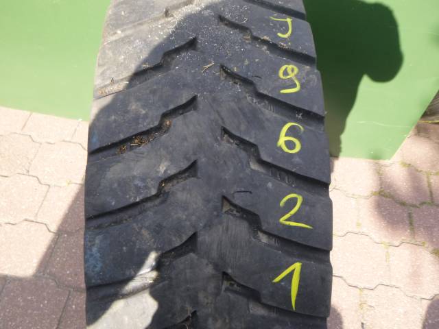 Opona używana 315/80R22,5 Starmaxx DC700