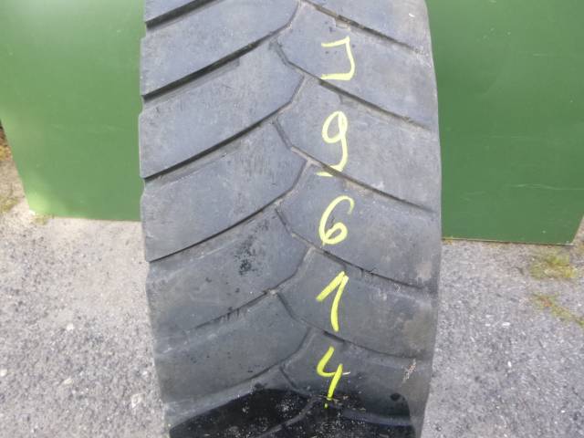 Opona używana 13R22,5 Bridgestone BRIDGESTOINE M-DRIVE 001