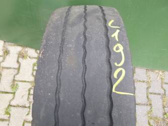 Opona używana 235/75R17,5 Bridgestone R-TRAILER 001
