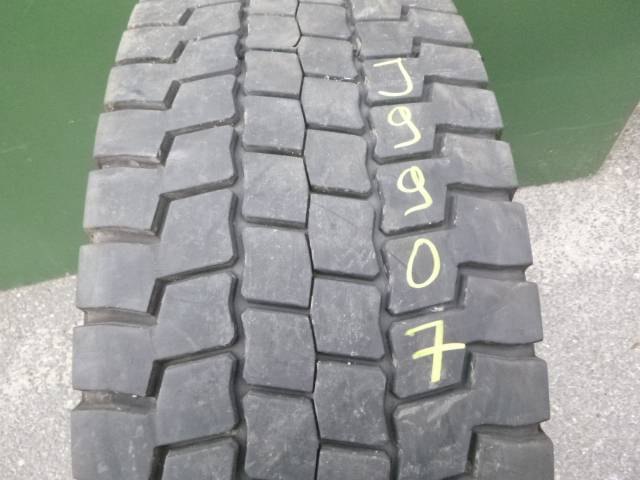 Opona używana 315/70R22,5 Goodride CM335