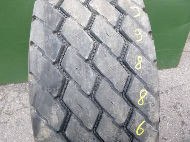 Opona używana 385/65R22,5 MAGNA TRUCK