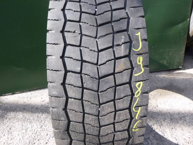 Opona używana 315/70R22,5 LEAO KTD300