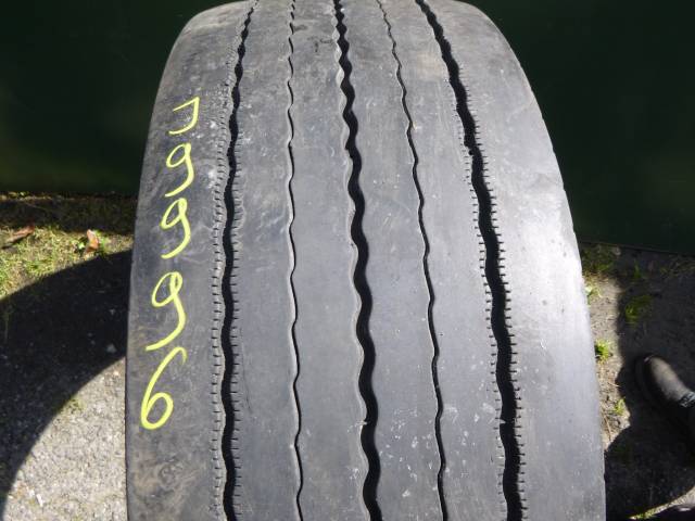 Opona używana 315/60R22,5 Michelin X-LINE Z