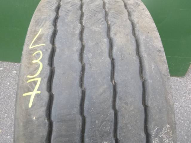 Opona używana 385/65R22,5 Bridgestone MICHELIN X-MULTI T