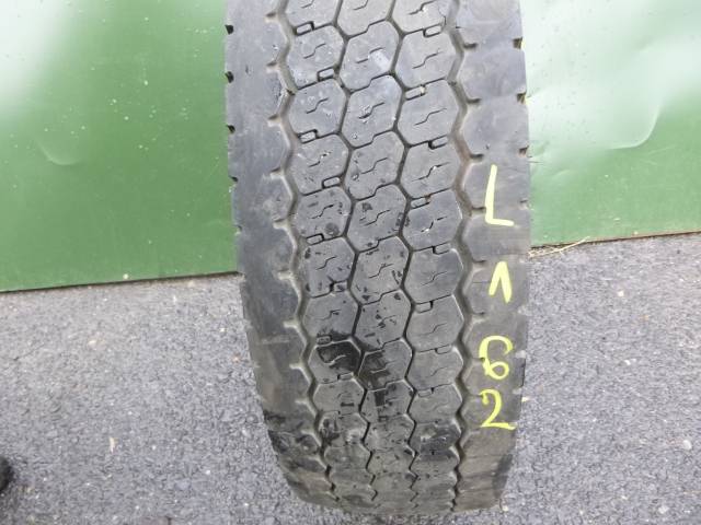 Opona używana 205/75R17,5 Pirelli TR01