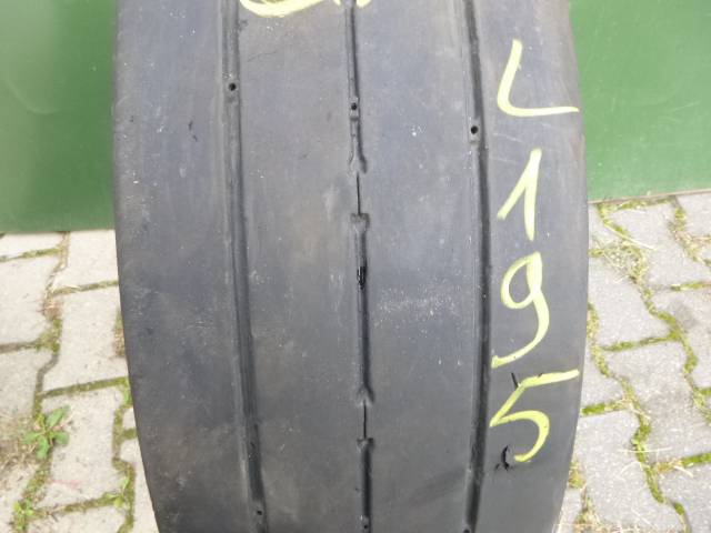 Opona używana 235/75R17,5 Michelin X-MULTI T II