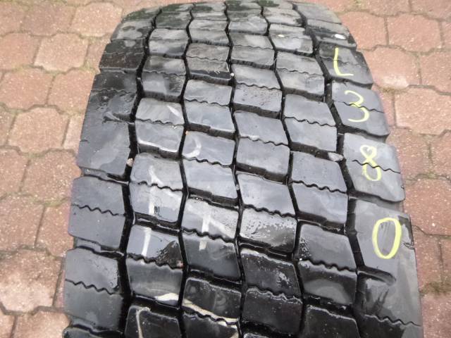 Opona używana 315/80R22,5 Dunlop BIEŻNIKOWANA