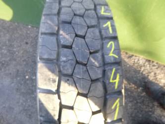 Opona używana 235/75R17,5 Bridgestone R-DRIVE 002