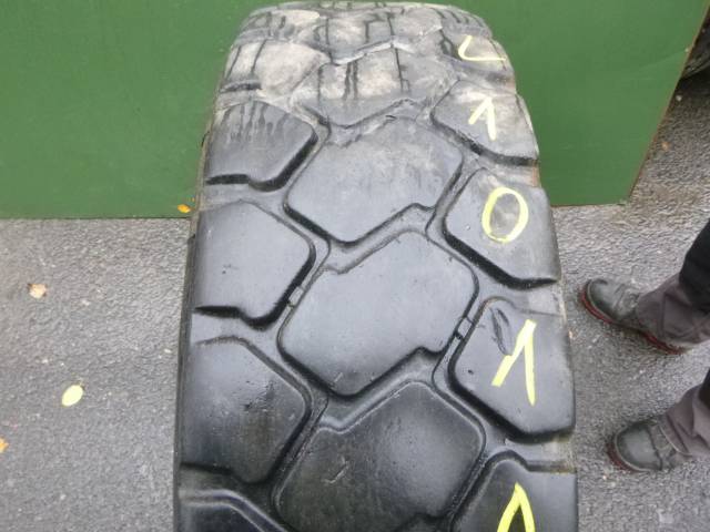 Opona używana 315/80R22,5 Firestone BIEŻNIKOWANA