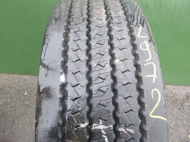 Opona używana 275/70R22,5 Continental HA3 URBAN