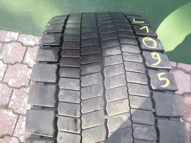 Opona używana 315/60R22,5 Sailun S701