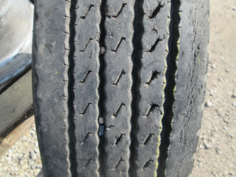 Opona używana 215/75R17.5 Bridgestone RLB 184