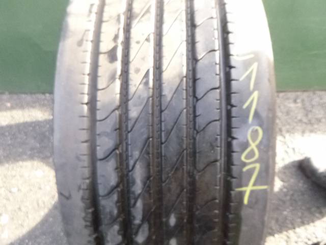 Opona używana 355/50R22,5 Goodyear LHSII+