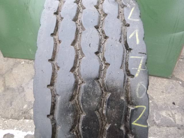 Opona używana 315/80R22,5 Dębica DMFS