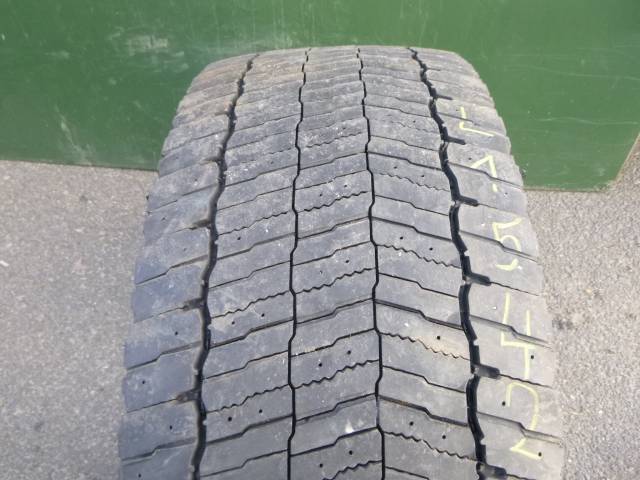 Opona używana 315/60R22,5 Michelin X-MULTI D REMIX
