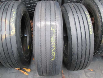 Opona używana 235/75R17.5 Bridgestone V-STEEL R18