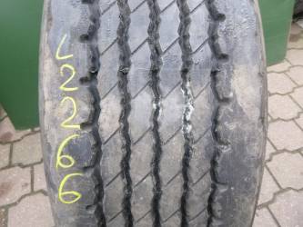 Opona używana 385/65R22,5 Bridgestone BIEŻNIKOWANA